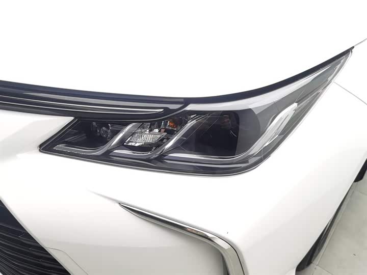 Фото 7 - Toyota Corolla