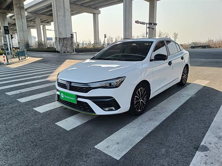 Фото 2 - Roewe i5
