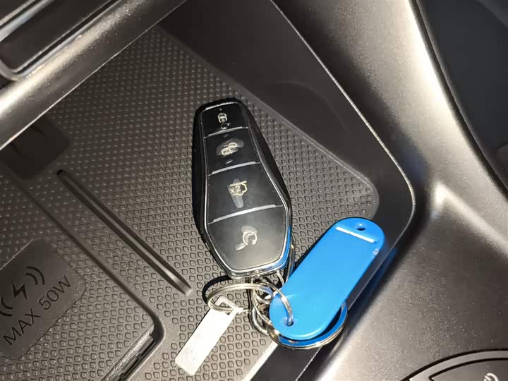 Фото 9 - BYD Sea Lion 05 DM-i Hybrid