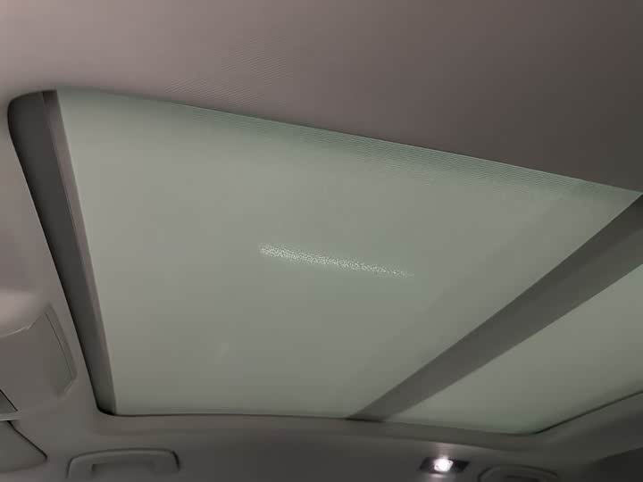 Фото 16 - Volkswagen Passat