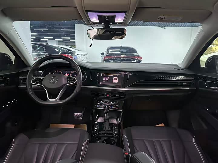 Фото 4 - Volkswagen Passat