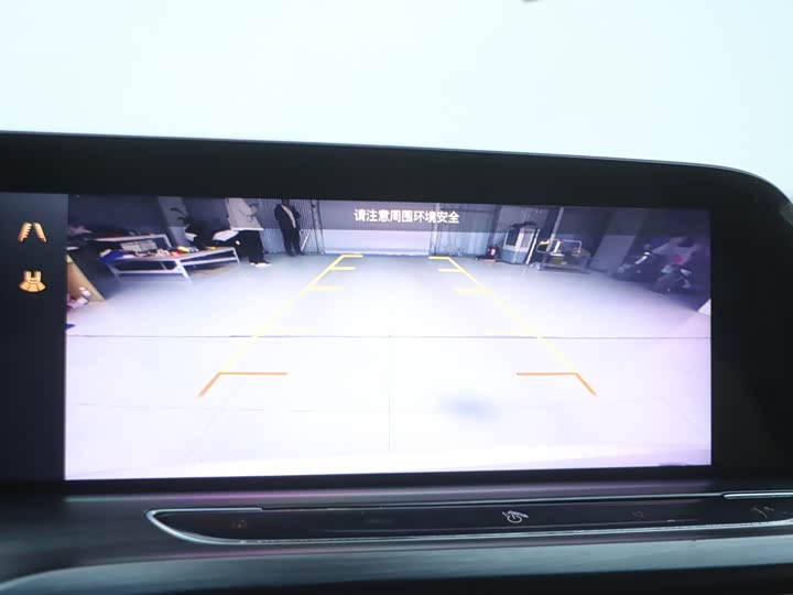 Фото 11 - Buick GL8 ES