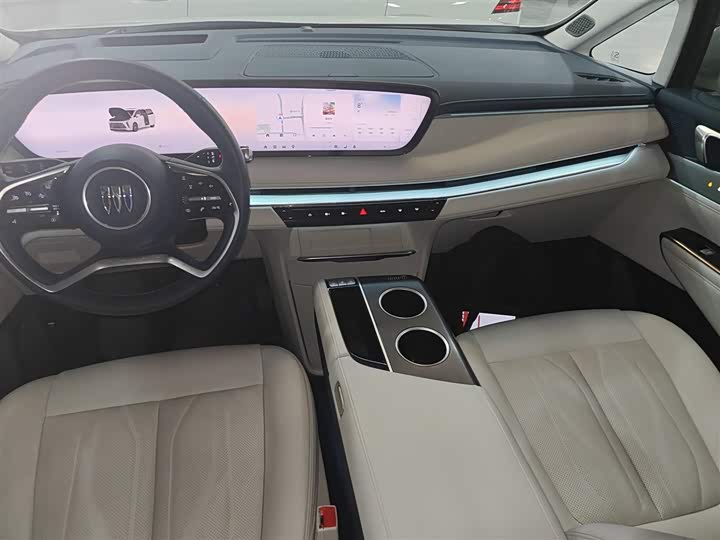 Фото 13 - Buick GL8 Hybrid