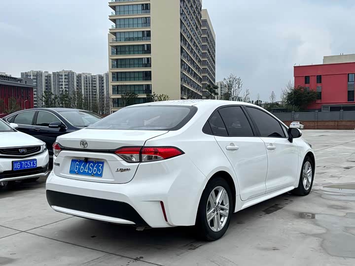 Фото 4 - Toyota Levin