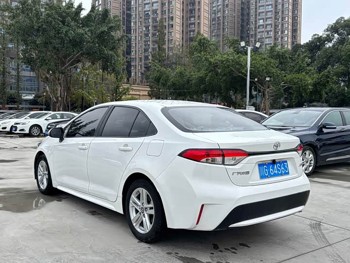 Фото 5 - Toyota Levin