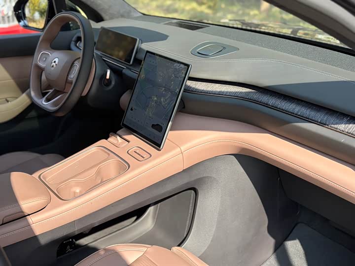 Фото 9 - Nio ES6