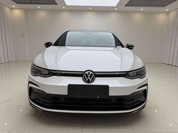 Фото 7 - Volkswagen Golf