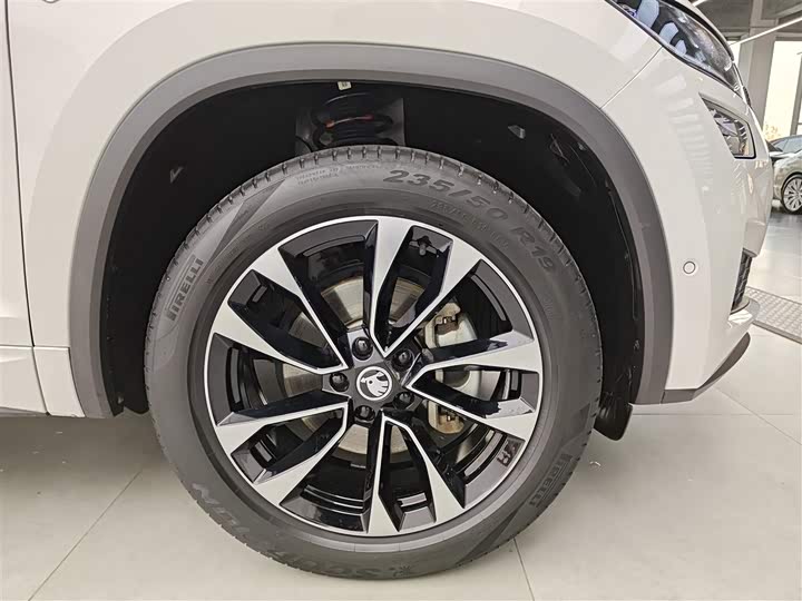 Фото 31 - Skoda Kodiaq GT