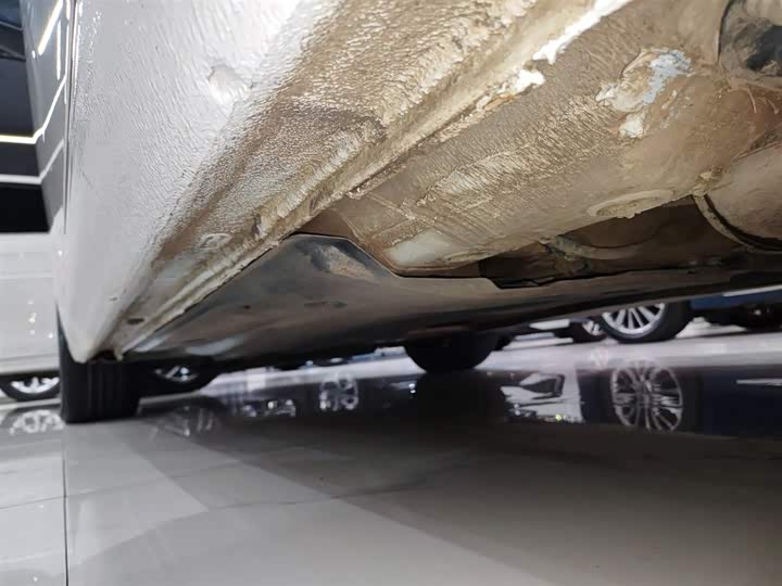 Фото 22 - Volkswagen Sagitar L