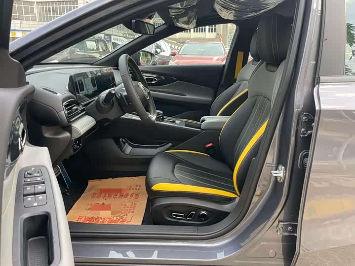 Фото 4 - GAC Trumpchi Empow R