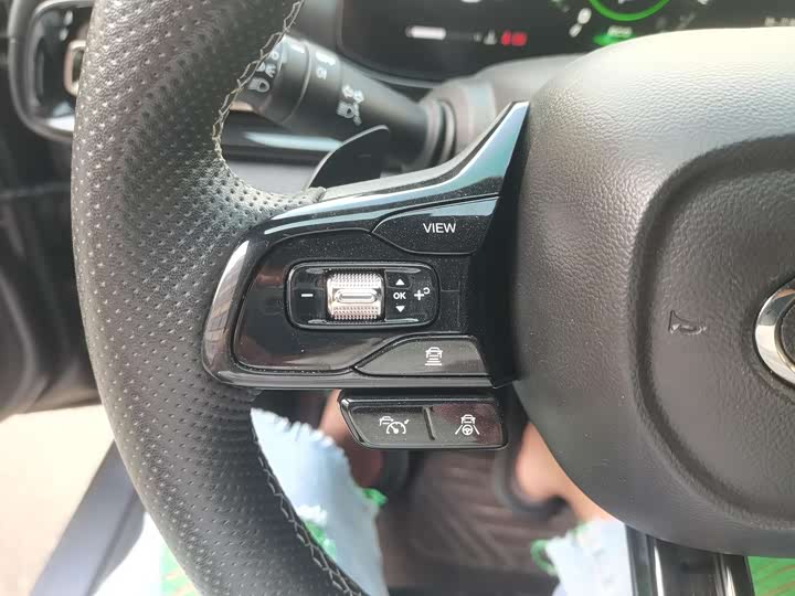 Фото 11 - GAC Trumpchi Empow R