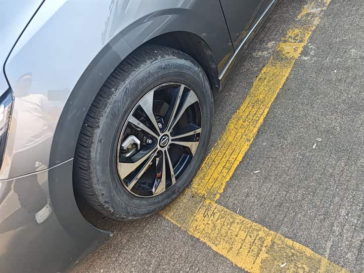 Фото 23 - Nissan Sylphy