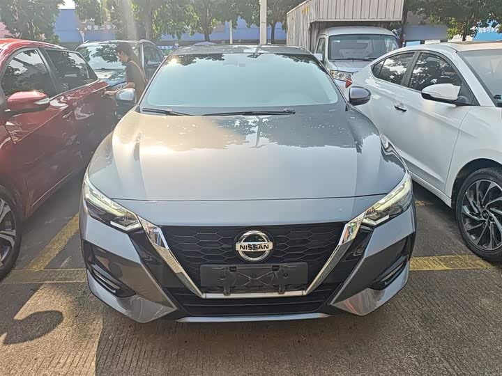 Фото 3 - Nissan Sylphy