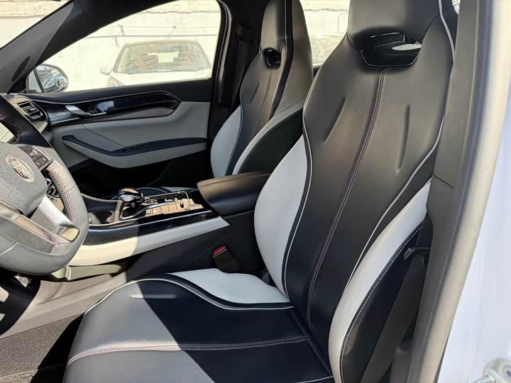 Фото 11 - BYD Qin Plus