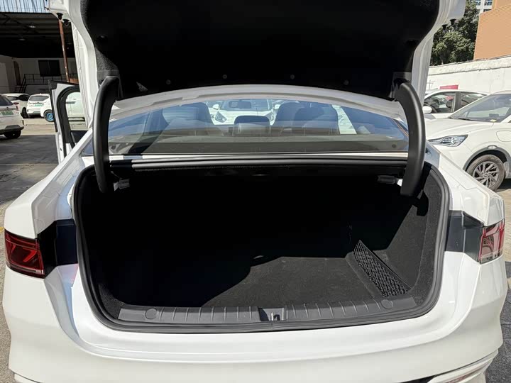 Фото 20 - BYD Qin Plus