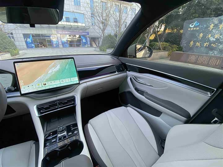 Фото 10 - BYD Song Plus Hybrid/EV