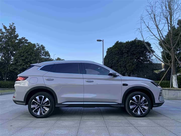 Фото 14 - BYD Song Plus Hybrid/EV