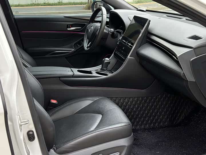 Фото 6 - Toyota Avalon