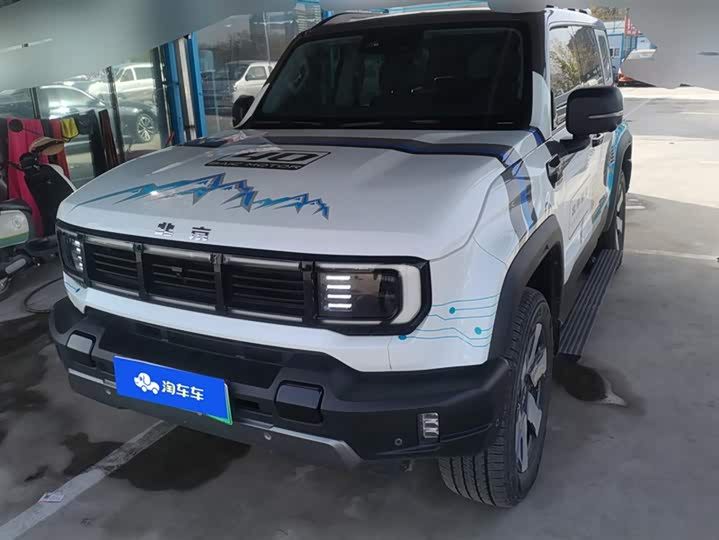 Фото 1 - BAIC Beijing BJ40 Hybrid