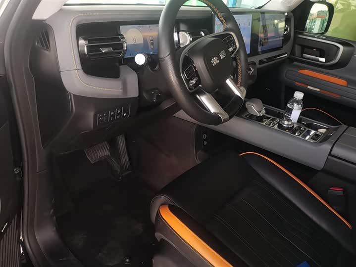 Фото 12 - BAIC Beijing BJ40 Hybrid