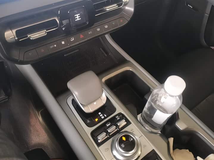 Фото 13 - BAIC Beijing BJ40 Hybrid