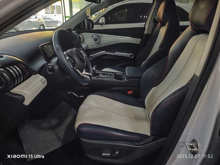 Фото 7 - BYD Yuan Plus