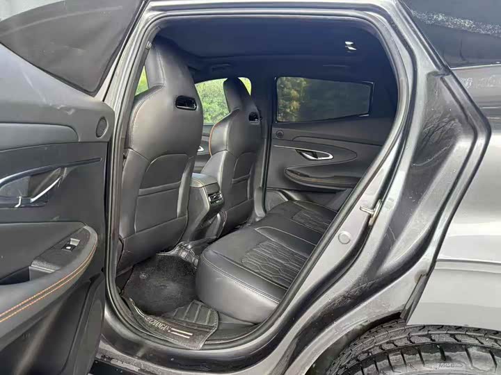 Фото 8 - Changan UNI-T