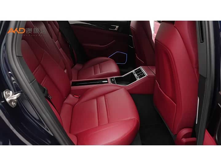 Фото 8 - Porsche Panamera