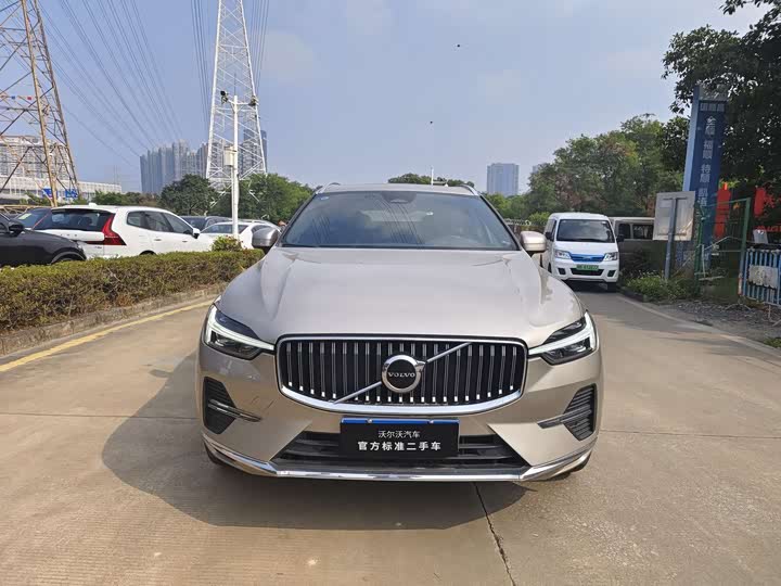 Фото 2 - Volvo XC60