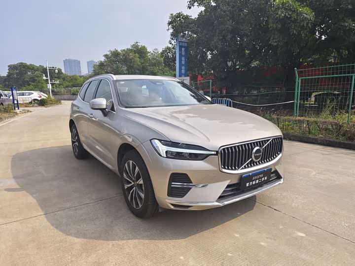 Фото 3 - Volvo XC60