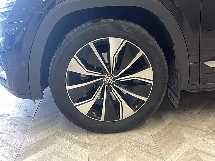 Фото 11 - Volkswagen Teramont X