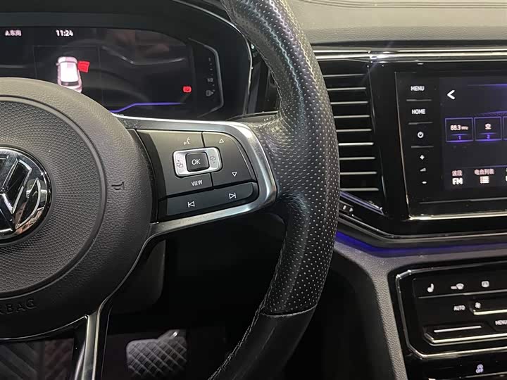 Фото 22 - Volkswagen Teramont X