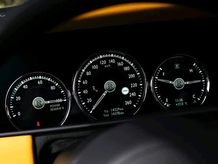 Фото 10 - Rolls-Royce Cullinan