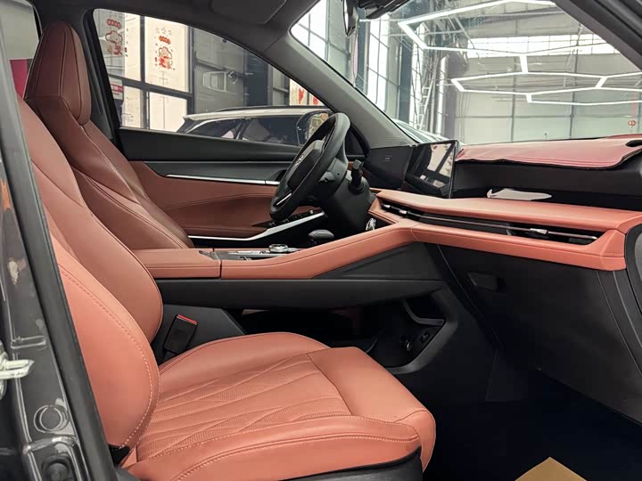 Фото 8 - Changan CS75 Plus