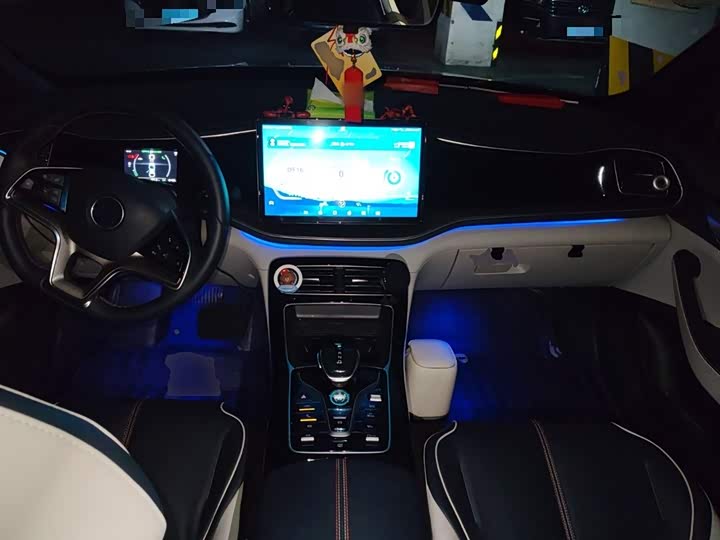 Фото 13 - BYD Qin Plus