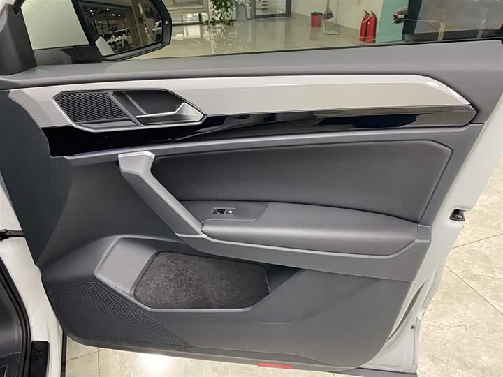 Фото 10 - Volkswagen Tayron