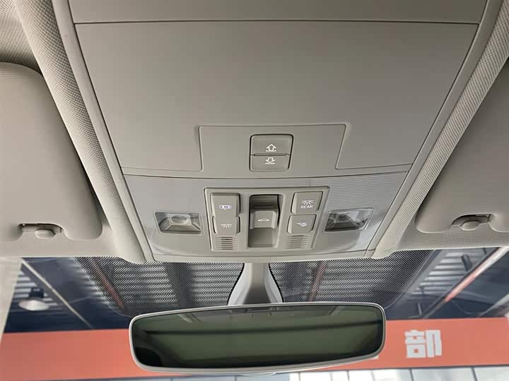 Фото 16 - Volkswagen Tayron