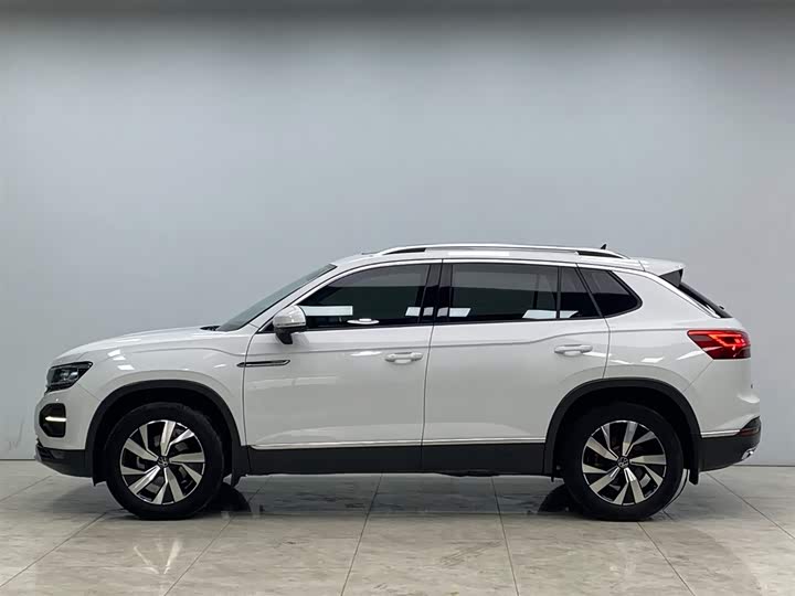 Фото 27 - Volkswagen Tayron