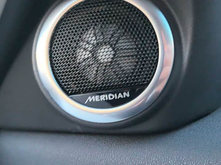 Фото 12 - Land Rover Range Rover Evoque L