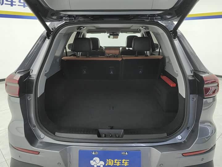 Фото 4 - Chery Tiggo 8