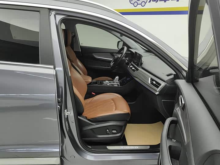 Фото 8 - Chery Tiggo 8