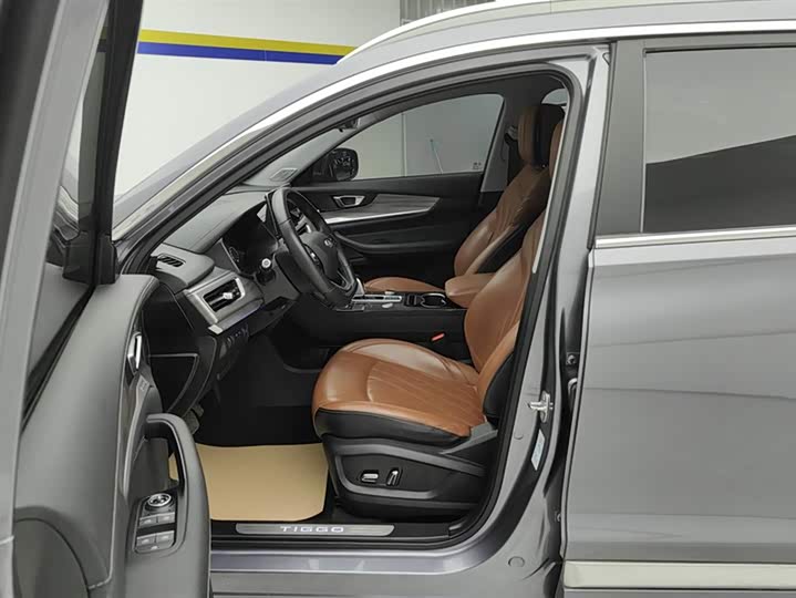 Фото 9 - Chery Tiggo 8