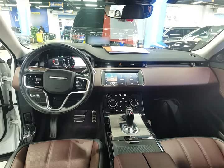 Фото 10 - Land Rover Range Rover Evoque L