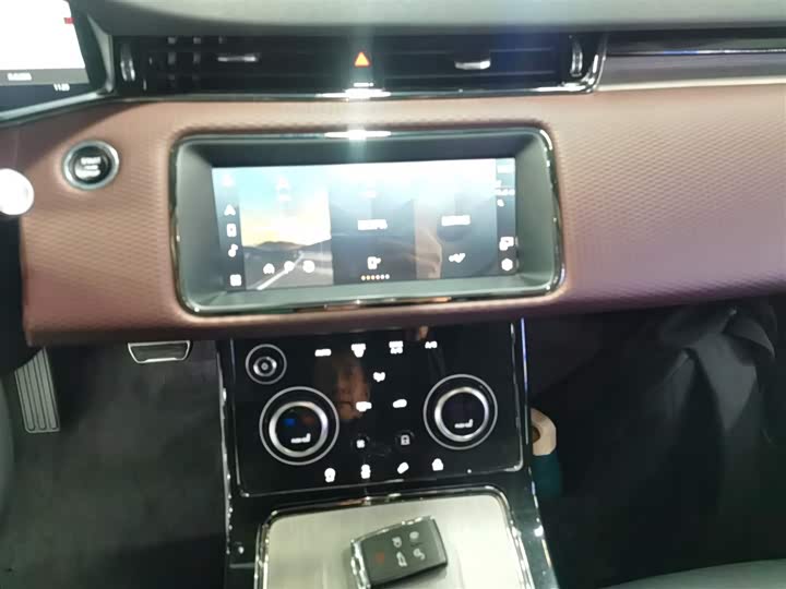 Фото 13 - Land Rover Range Rover Evoque L