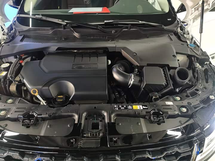 Фото 20 - Land Rover Range Rover Evoque L