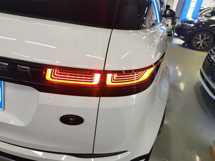 Фото 8 - Land Rover Range Rover Evoque L