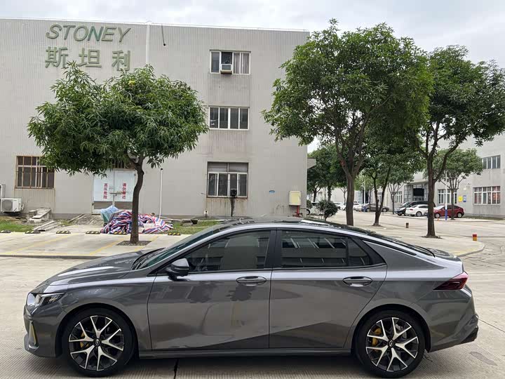 Фото 3 - GAC Trumpchi Empow R