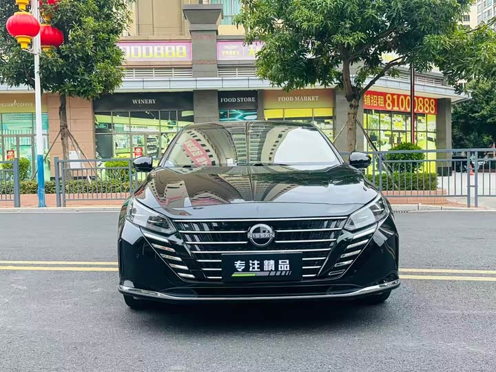 Фото 2 - Nissan Teana
