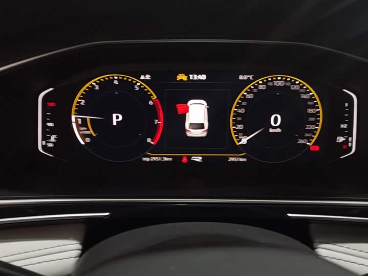 Фото 14 - Volkswagen Tiguan L Pro