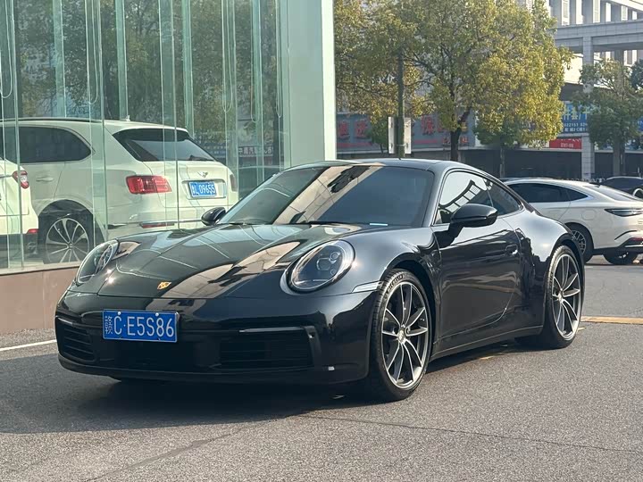 Фото 1 - Porsche 911